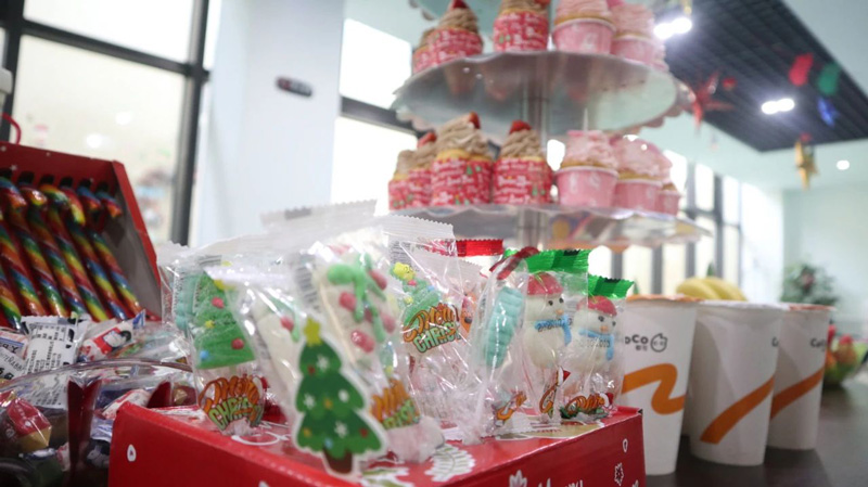 繽紛平安夜，歡樂圣誕節(jié) | 寶開舉辦第四季度員工集體生日會(huì)