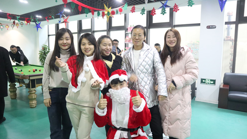 繽紛平安夜，歡樂圣誕節(jié) | 寶開舉辦第四季度員工集體生日會(huì)