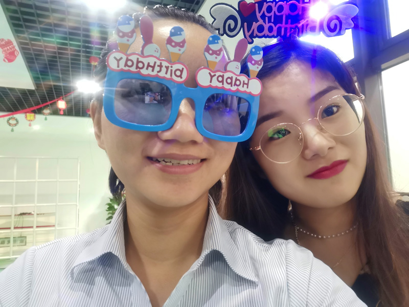 八月集體生日會 | 與久違的祝?；馃嵯嘧?  src="/uploads/allimg/210903/1-210Z3142040130.jpg" style="width: 800px; height: 1067px;" /></p>
<p><img alt=